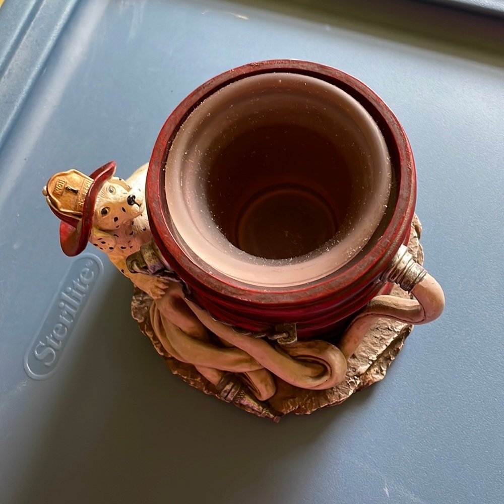 Fire hydrant tea light candle holder